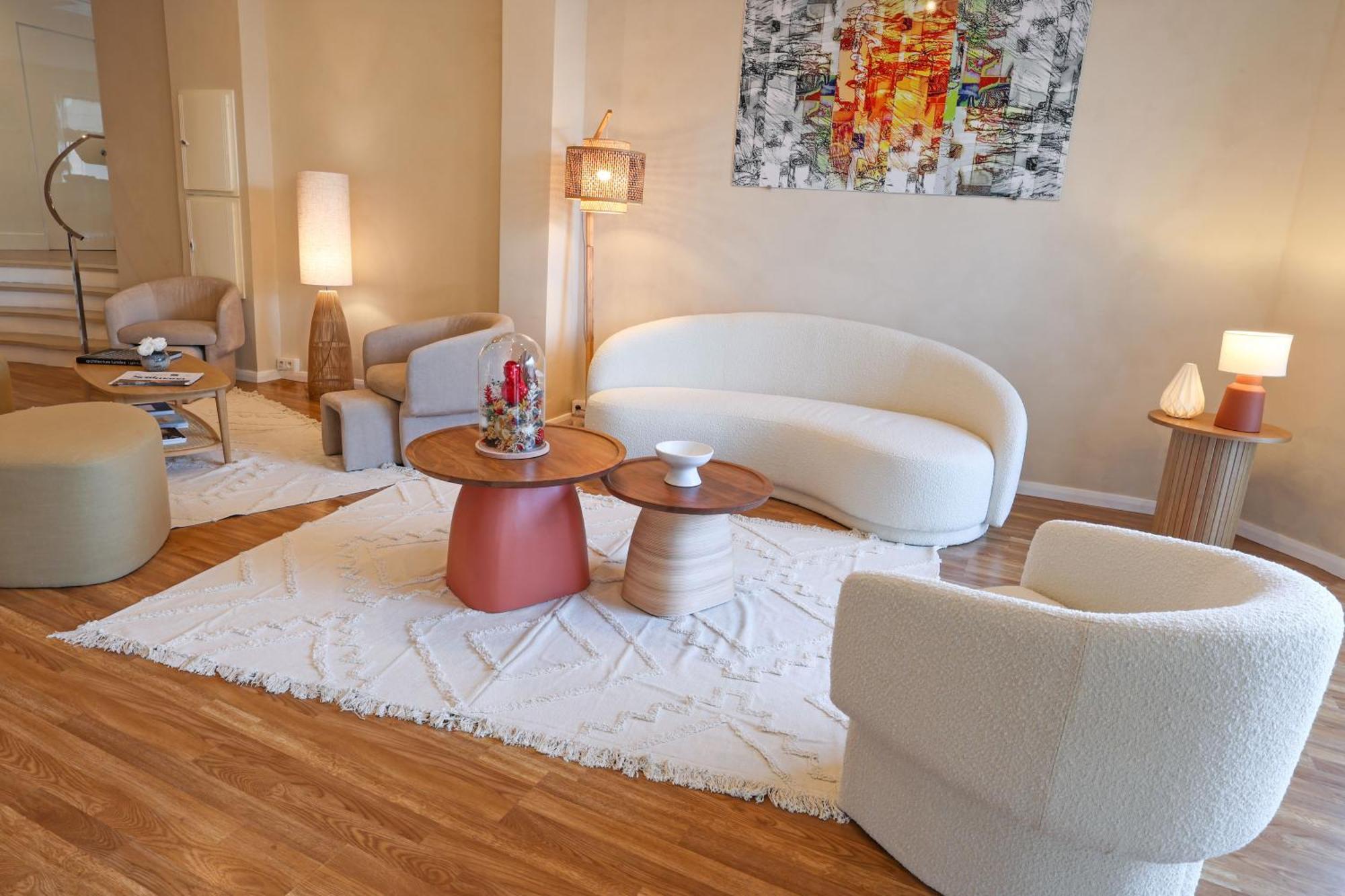 Hotel Mediterranee カルヴィ エクステリア 写真